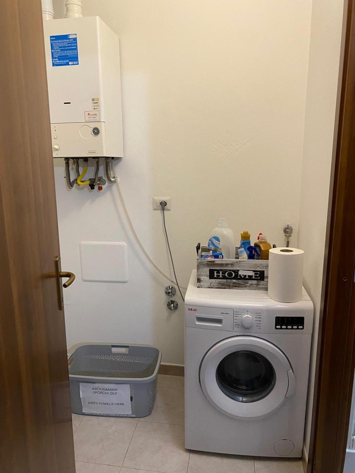 Ferienwohnung Mati Malpensa Con Navetta 20Eur Lonate Pozzolo Exterior foto